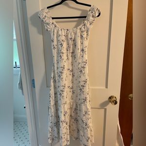 Reformation Dress - size 6 - white floral linen midi dress